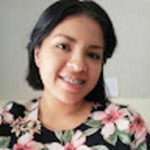 Meet your Posher, Estela